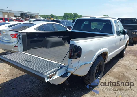 2002 GMC Sonoma из США, поврежденный, VIN 1GTCS19W328180759